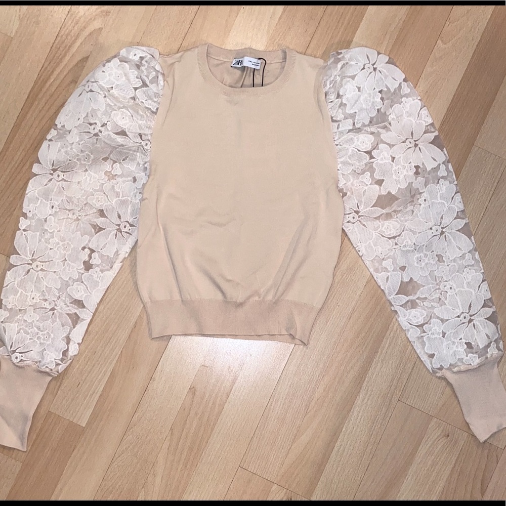 ZARA Sweater with Contrasting Lace Sleeves NWT